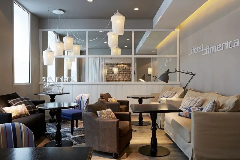 Lounge at Hôtel America in Cannes
