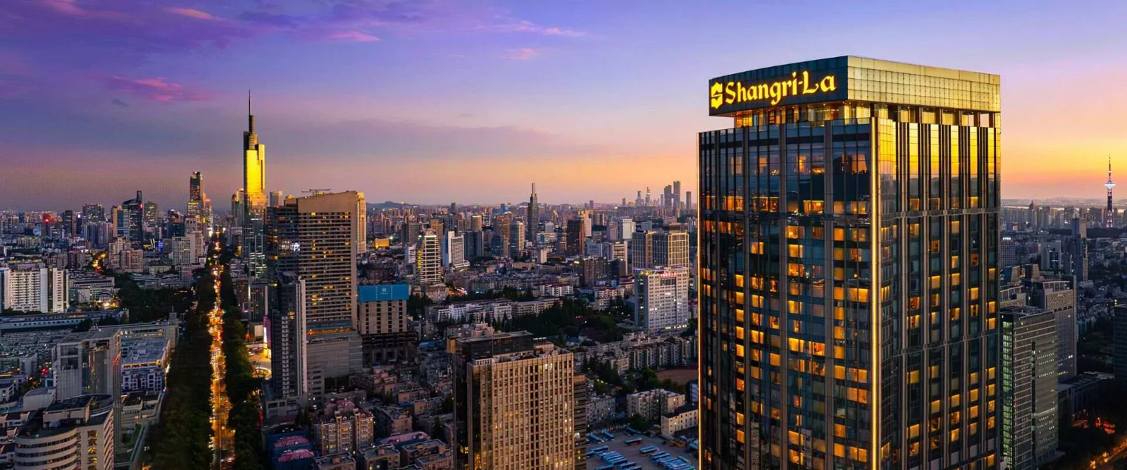 Hotel setting at Shangri-La Nanjing