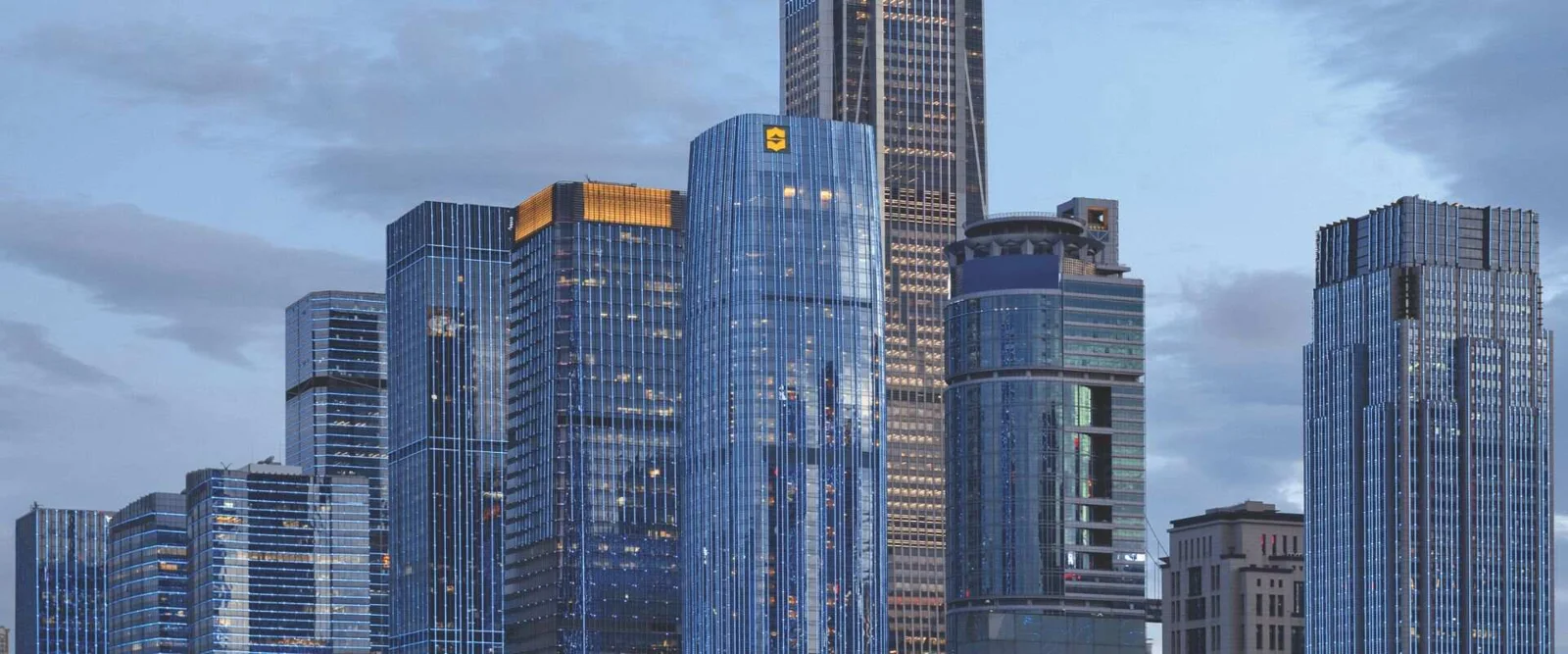 Hotel setting at Futian Shangri-La, Shenzhen