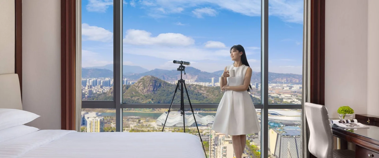 Guest room at Shangri-La Suzhou