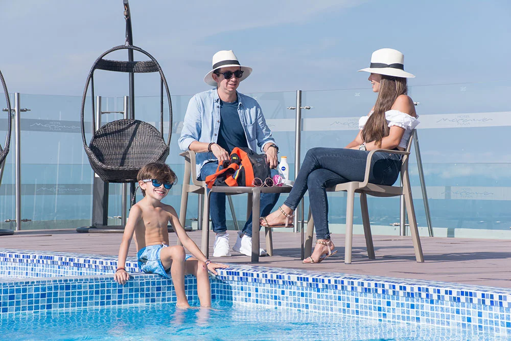 Rooftop pool at Hotel Mocawa Plaza