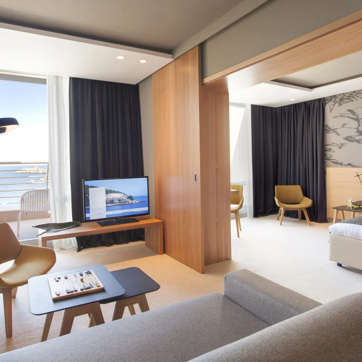 Sea-view guest room at Hotel Dubrovnik Palace