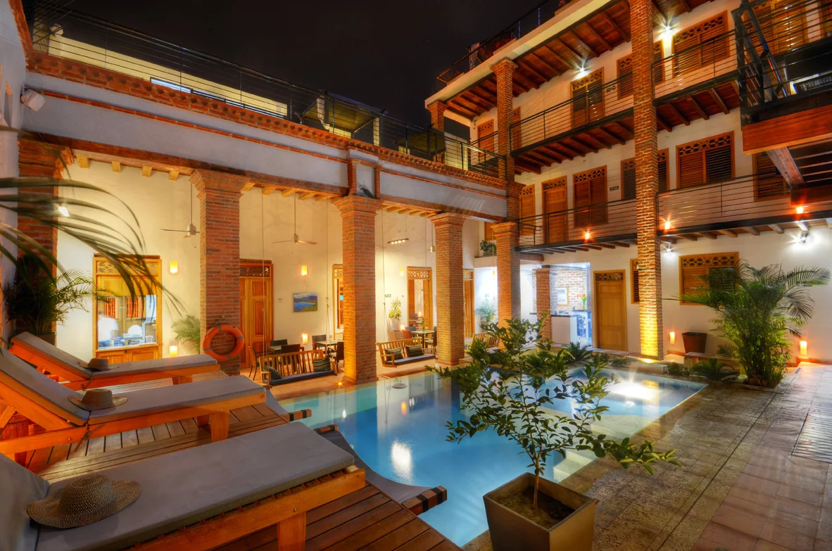 Courtyard pool at Hotel Casa Carolina