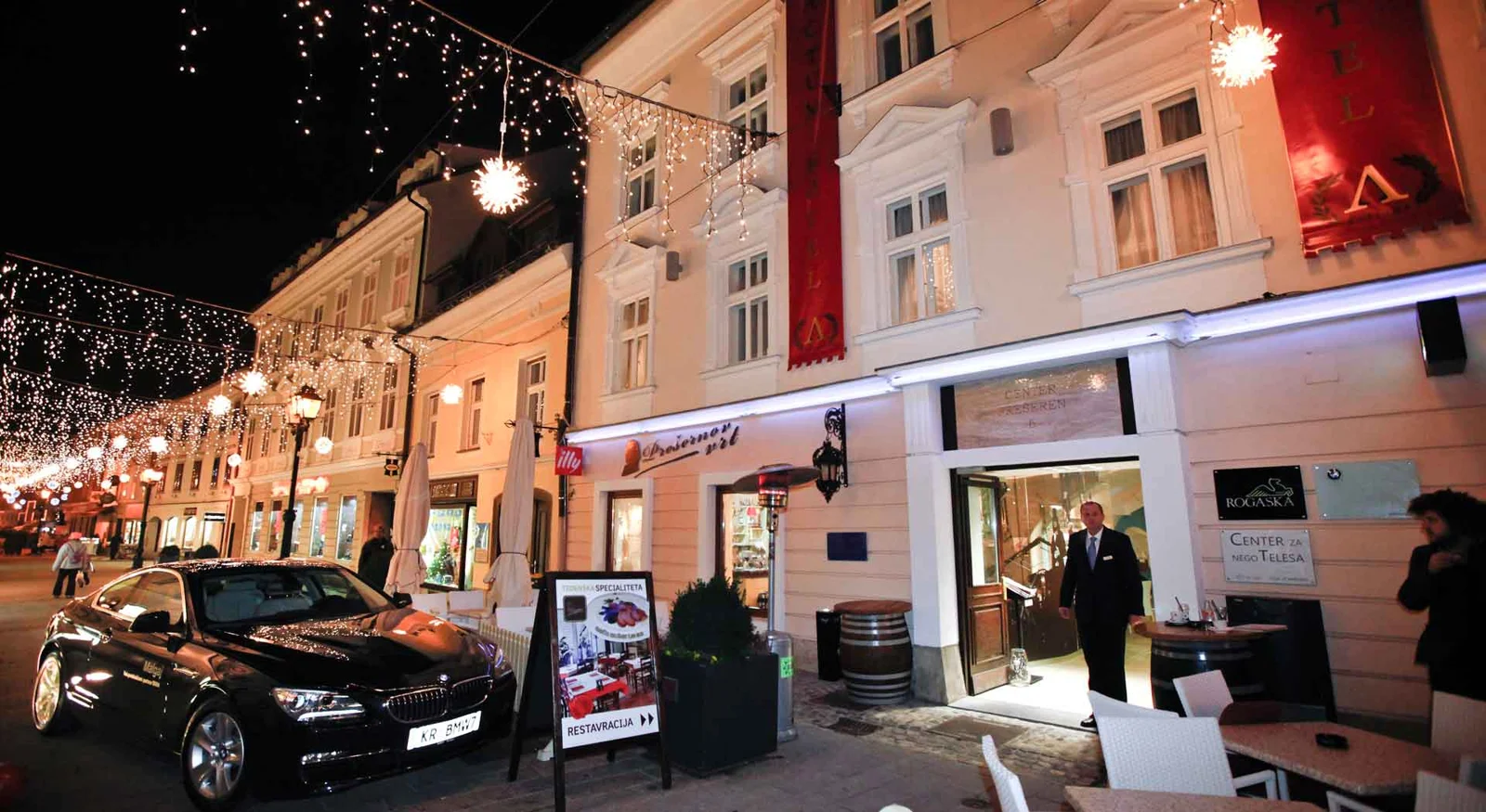 Historic hotel exterior at night at Boutique Hotel Actum