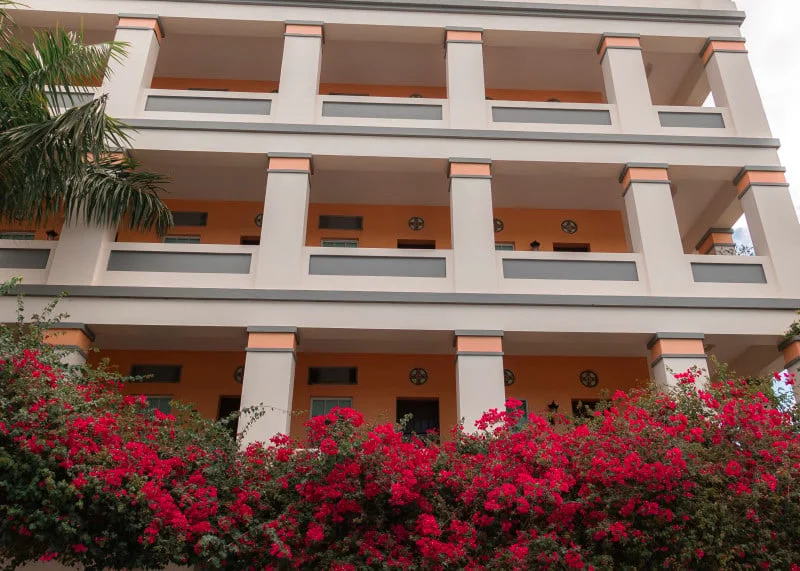 Hotel exterior and balconies at Hotel Mayagüez Plaza, BW Signature Collection