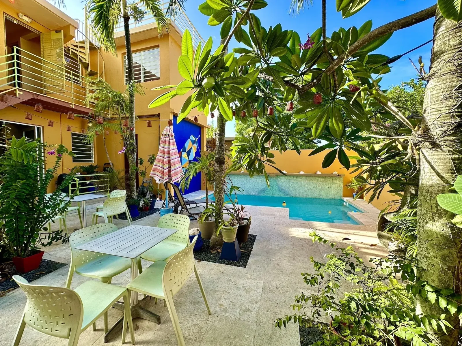 Courtyard and pool at Casa de Amistad