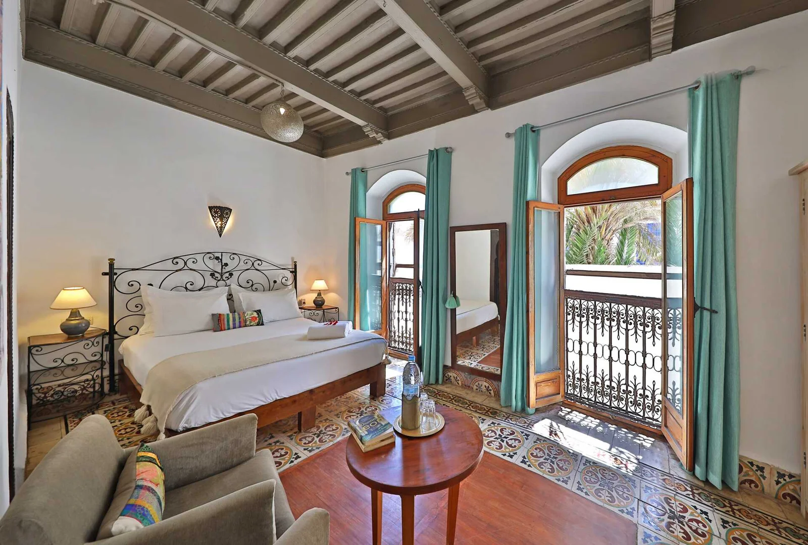 Guest room at Villa Garance