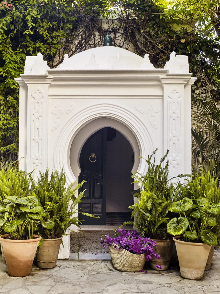 Entrance courtyard at Villa Mabrouka