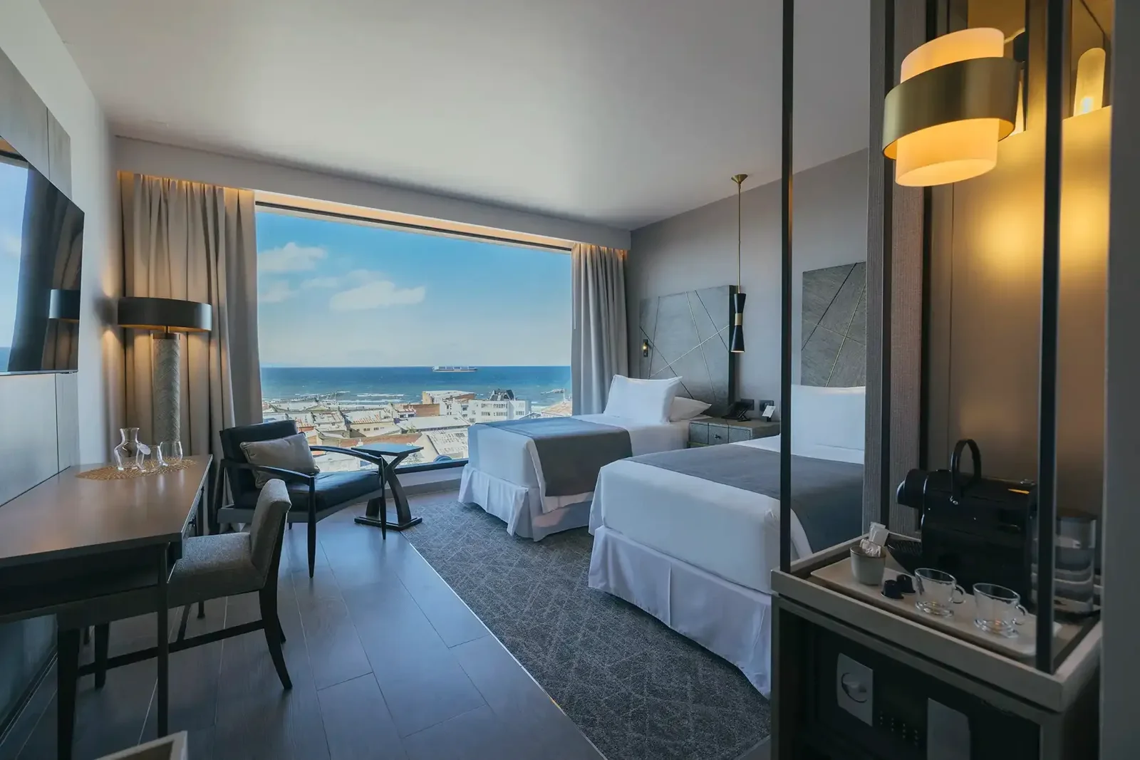 Guest room at Hotel Cabo de Hornos