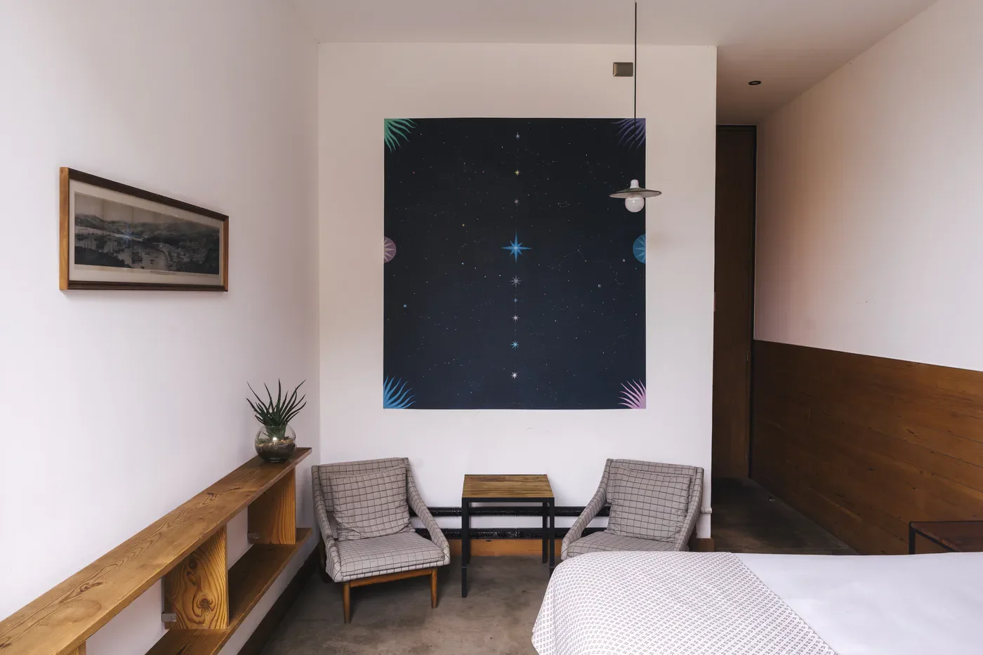 Guest room at Fauna Hotel Valparaíso