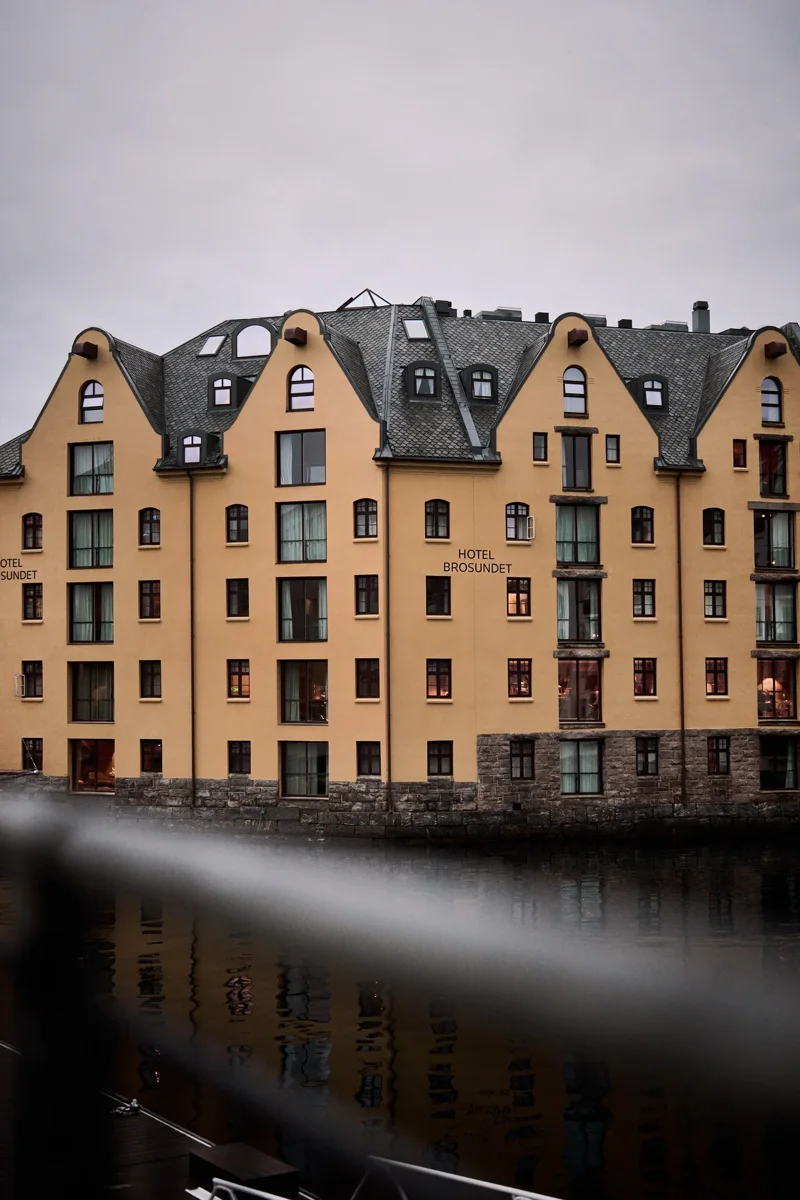 Hotel Brosundet waterfront exterior