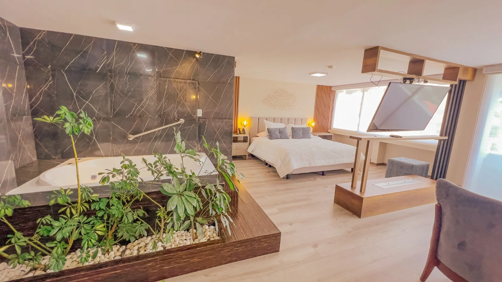 Suite interior at Hotel Ambato