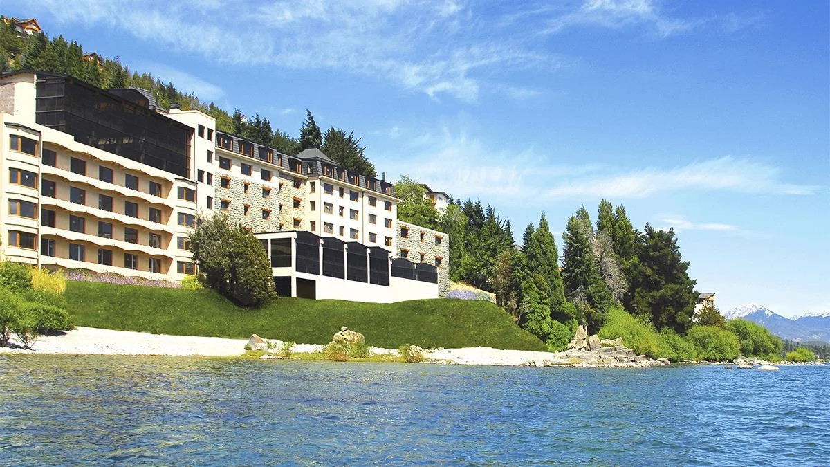 Alma del Lago Suites and Spa beside Lake Nahuel Huapi