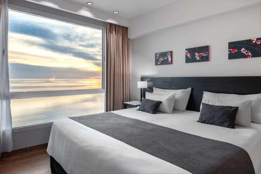 Sea-facing guest room at Dazzler Puerto Madryn