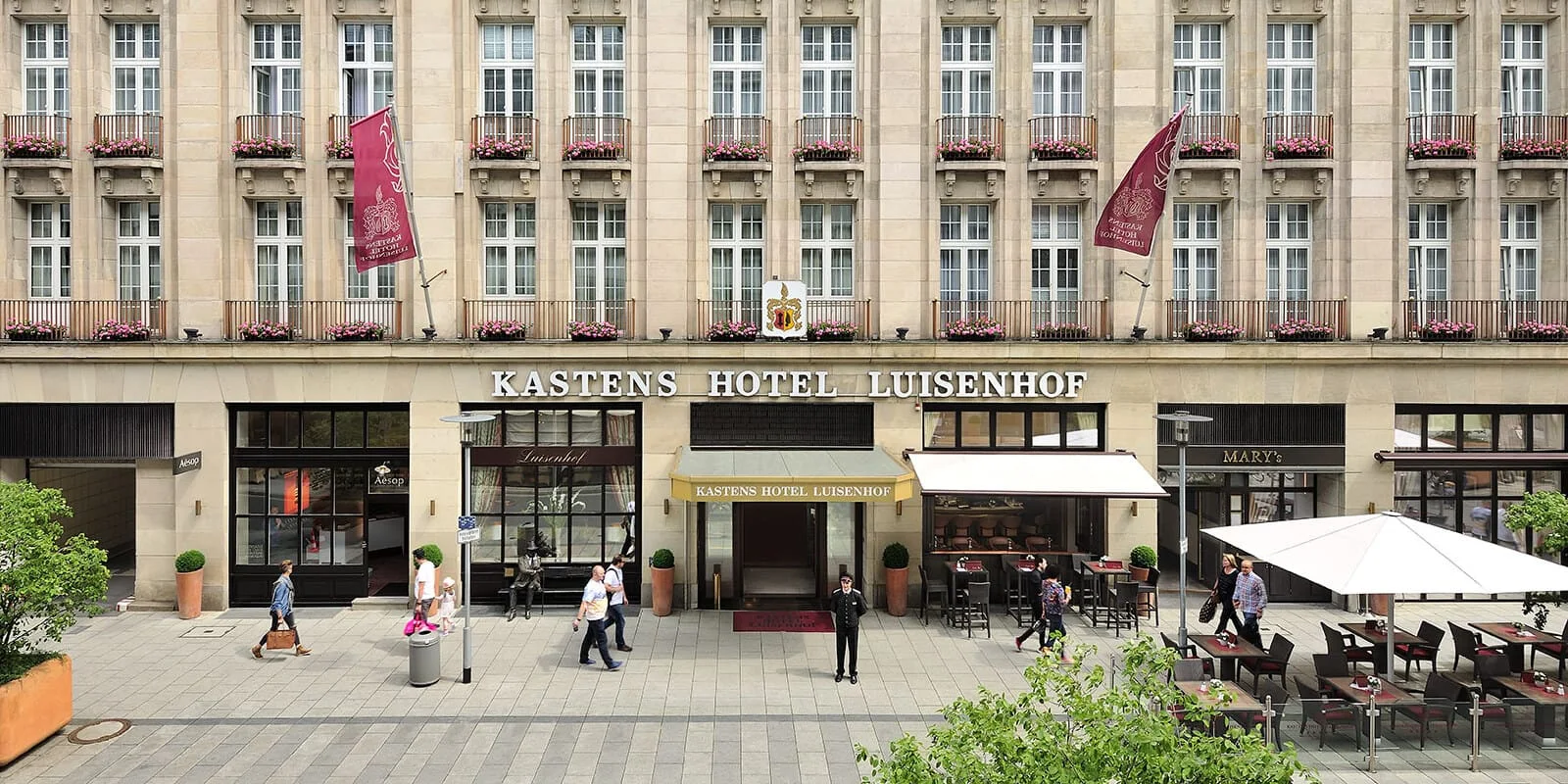 Exterior of Kastens Hotel Luisenhof