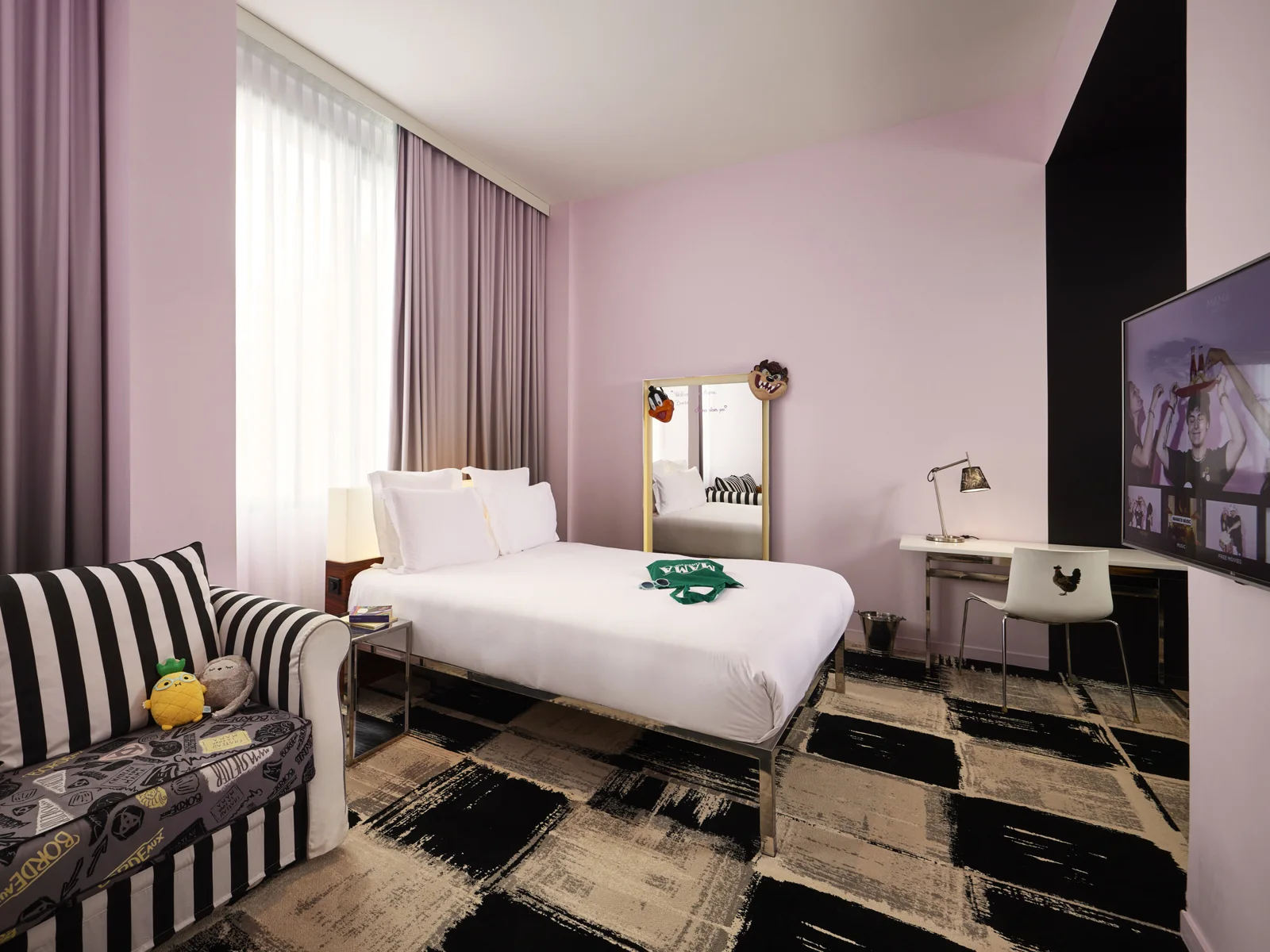 Guest room at Mama Shelter Bordeaux