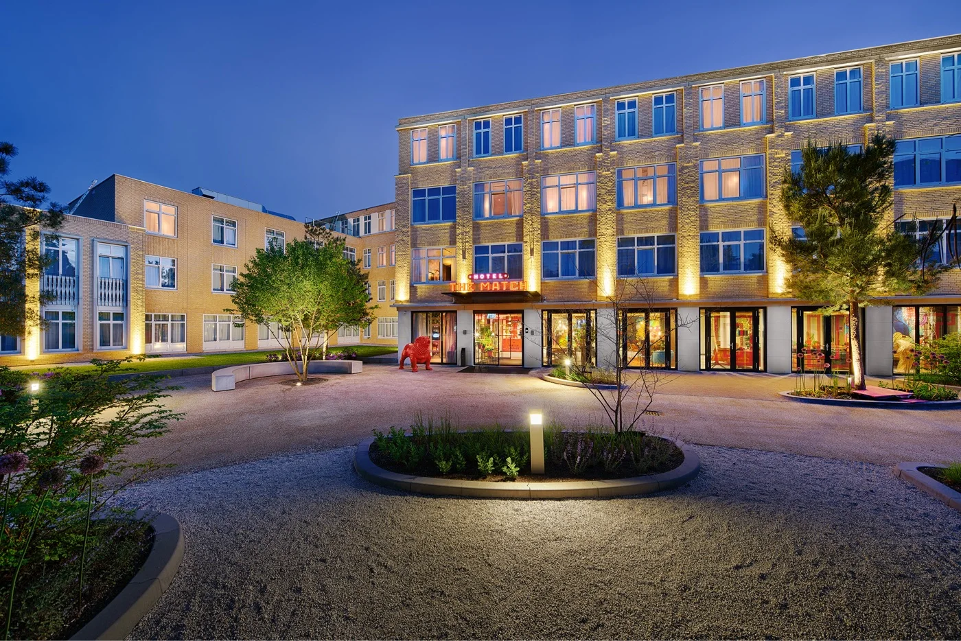 Exterior of Hotel The Match