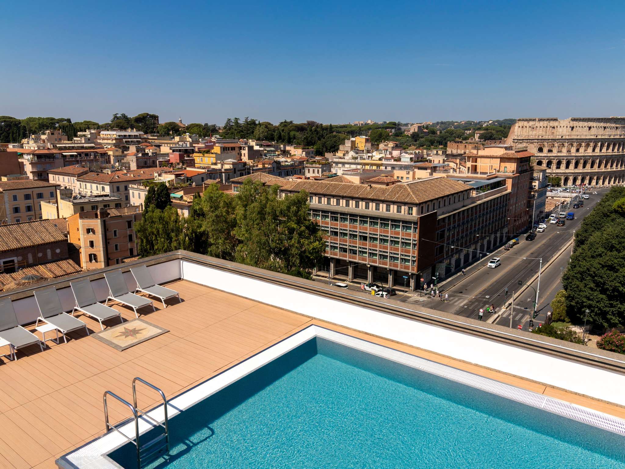 Rooftop at Mercure Roma Centro Colosseo