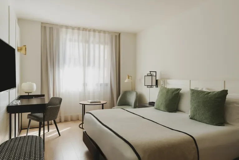 Guest room at Catalonia Molina Lario in Málaga