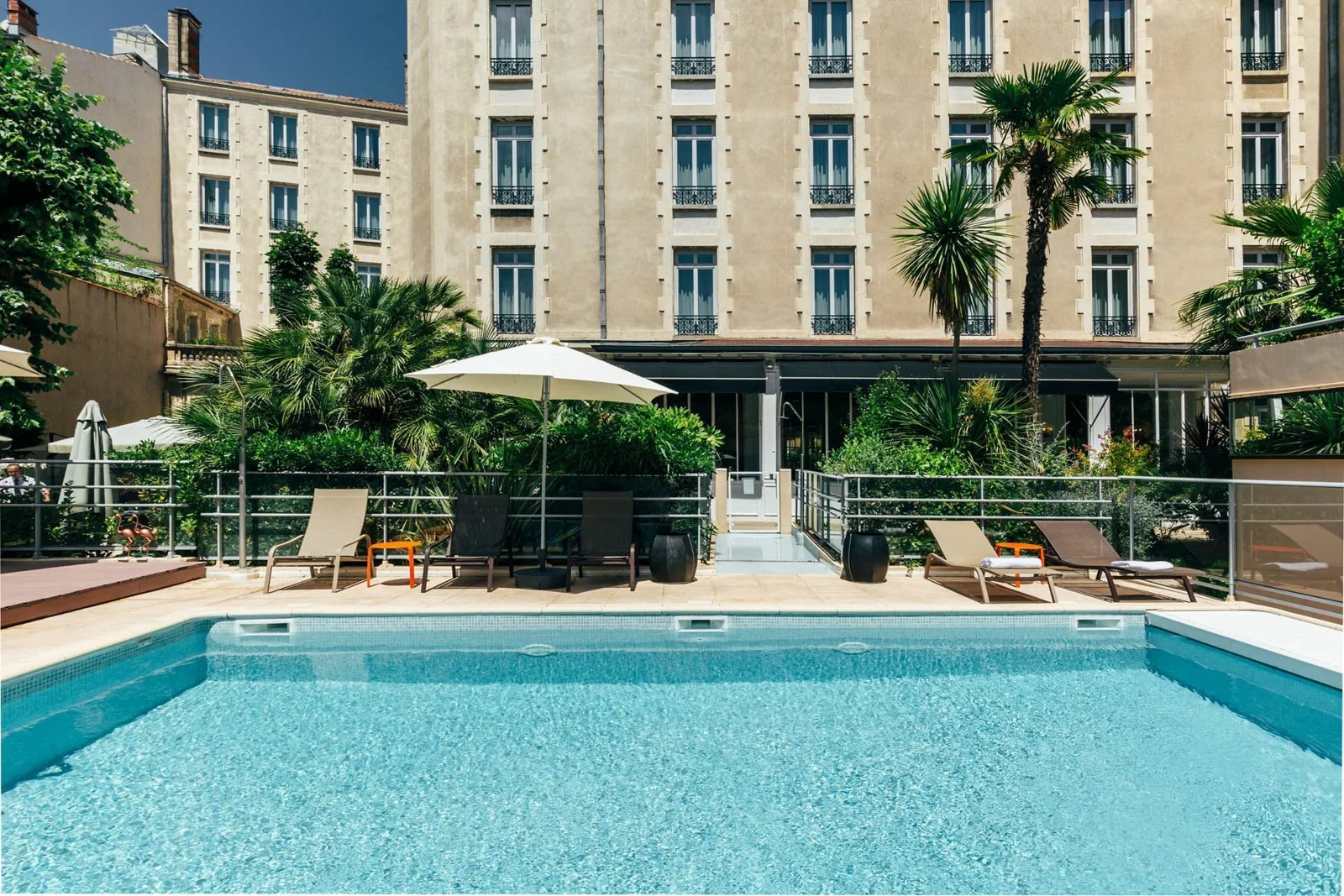 Pool and façade at Oceania Le Métropole in Montpellier